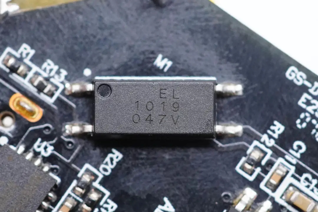 光耦EL1019在紫米20W PD快充充电器上的应用